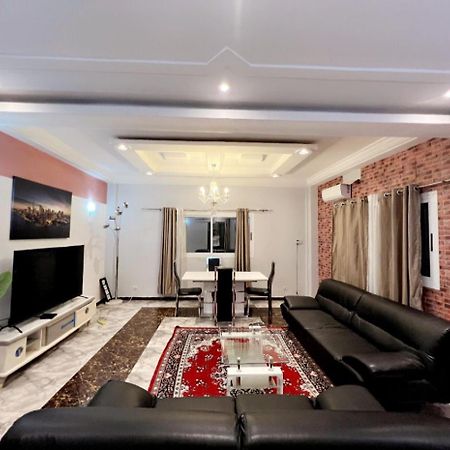 Ferienwohnung Studio Meuble Haut Standing Jouvence Yaoundé Exterior foto